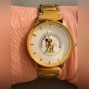Disney Perfect Attendance Employee Watch Goldtone NEW Battery 6”